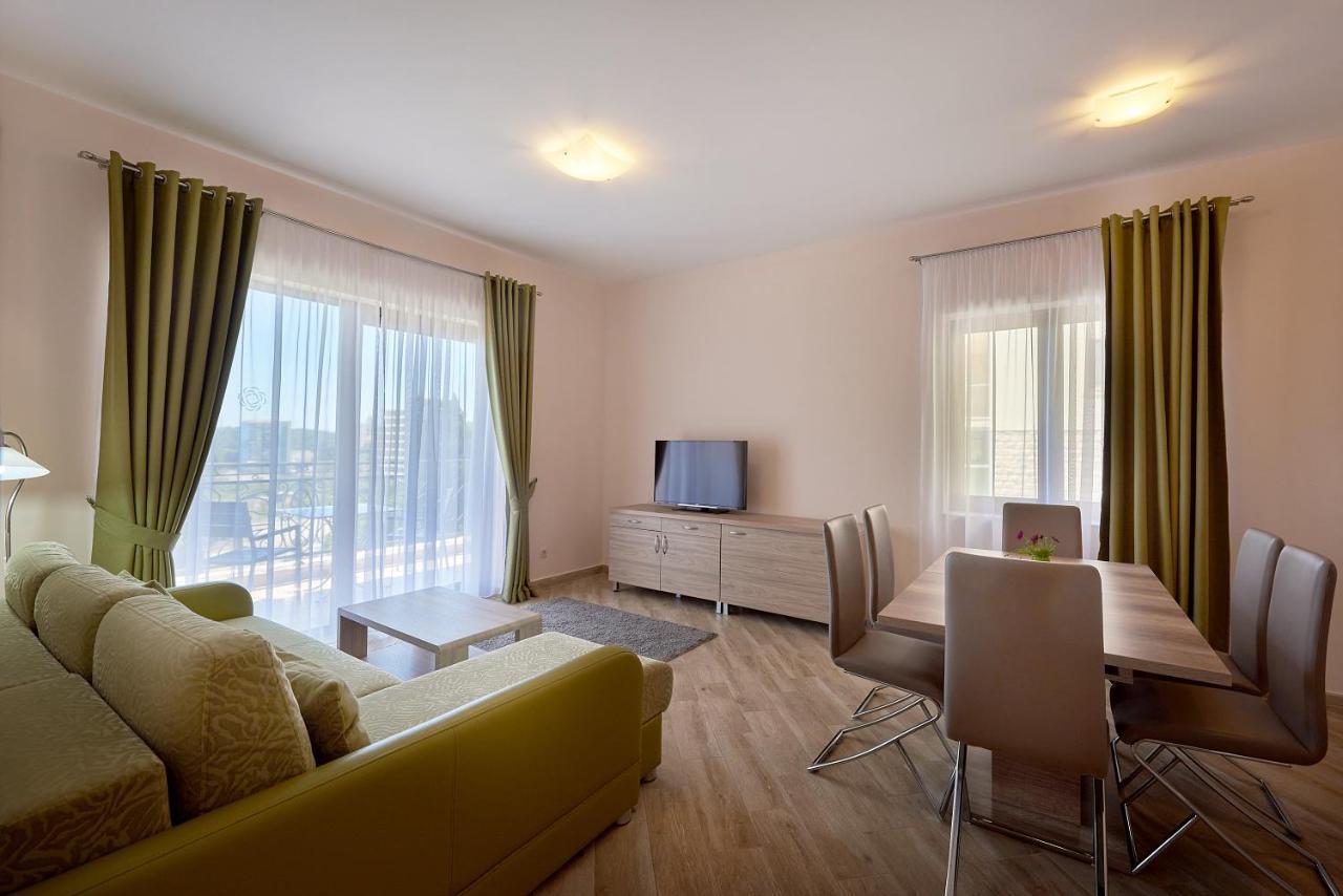 Allende Apartment