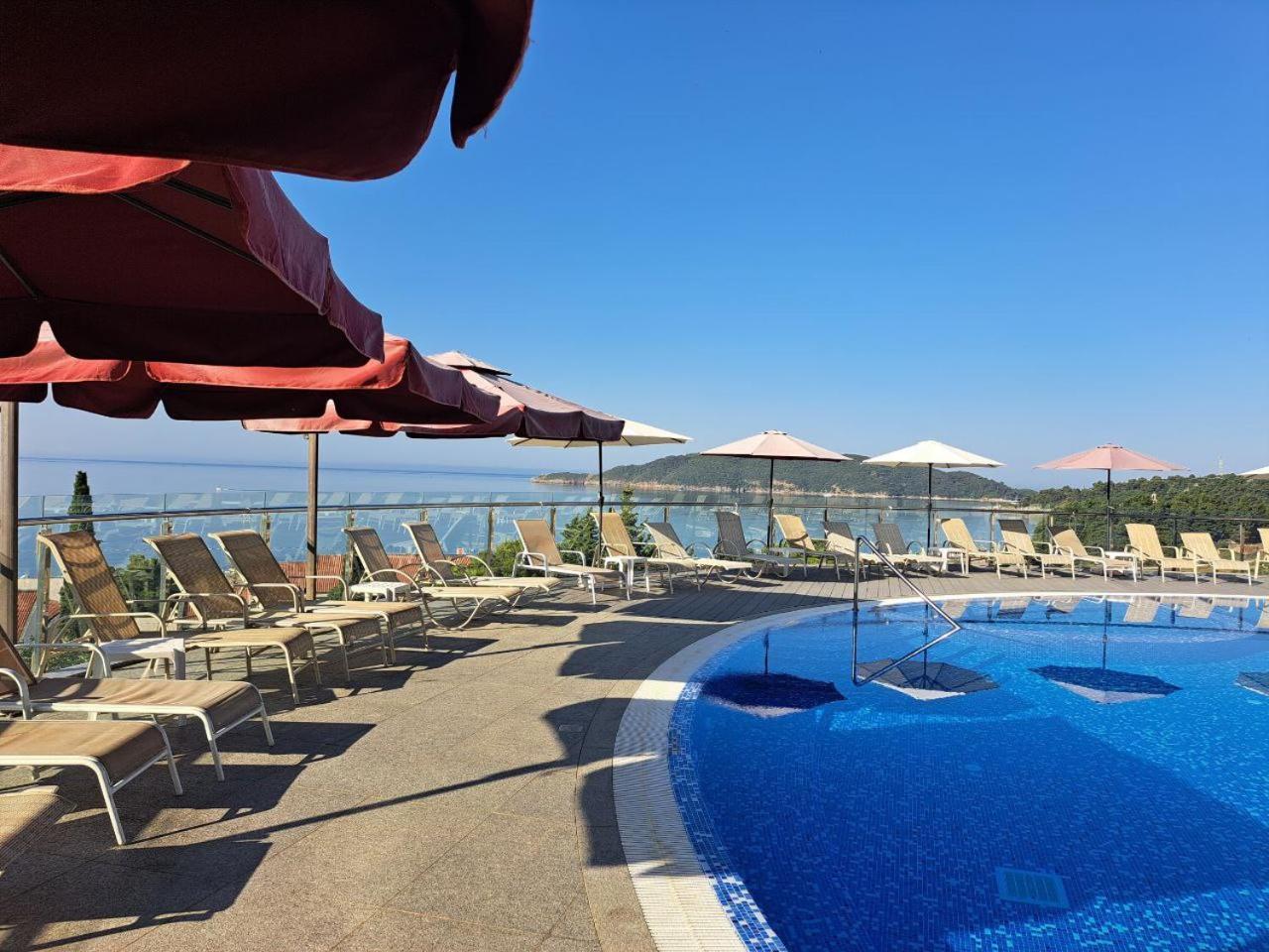 Allende Apartment Budva